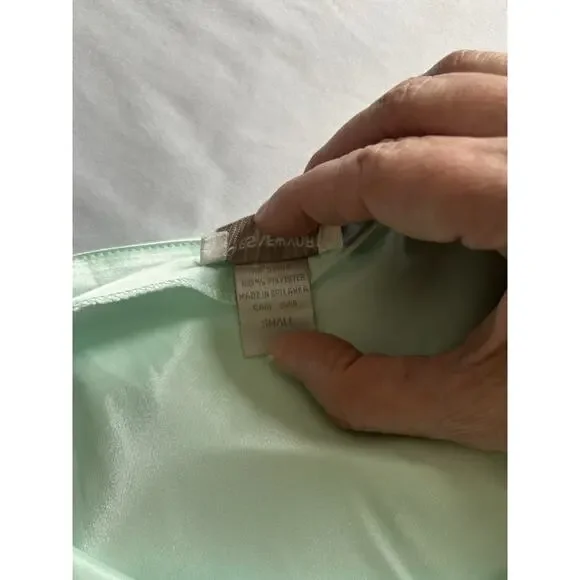 Vtg. Jones New York Slip Dress Womens Size Small Mint Green Romantic Comfort - Picture 4 of 9